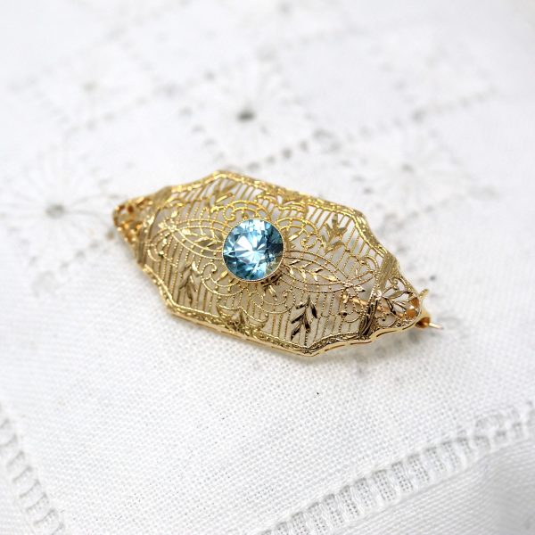 Genuine Zircon Brooch - Retro 10k Yellow Gold Genuine 1.33 CT Blue Gemstone - Vintage Circa 1940s Era Filigree Leaf Statement Pin Jewelry Online Hot Sale