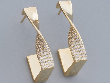 Trendy Earring 168304 Online