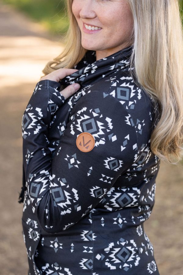 Soft Funnel Neck - Black Geometric Cheap